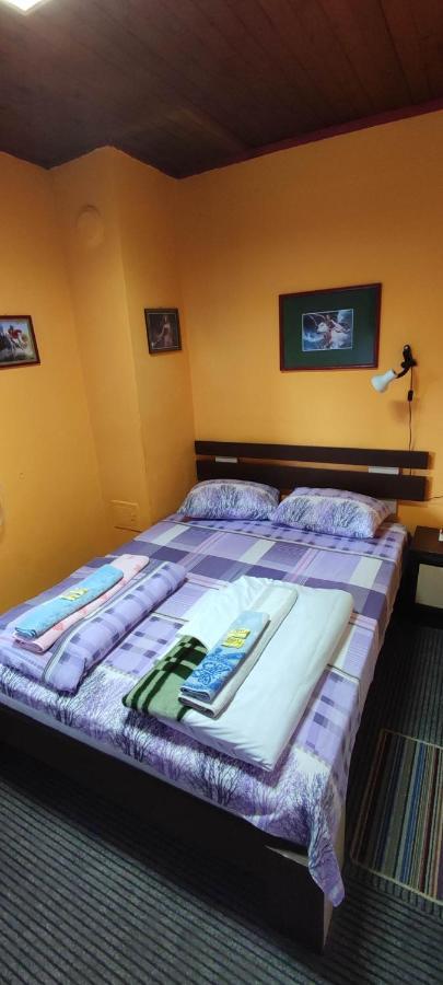 Стаи За Гости Ореха Троян Private Rooms Oreha المظهر الخارجي الصورة