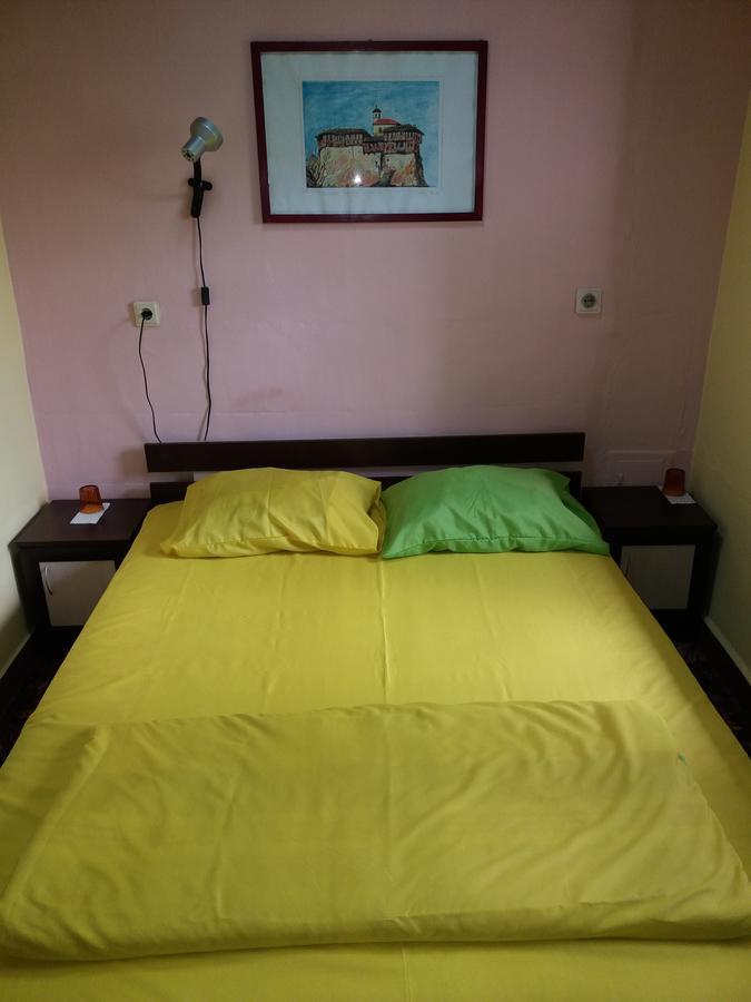 Стаи За Гости Ореха Троян Private Rooms Oreha المظهر الخارجي الصورة